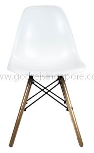 Sleek Modern Chair in White | Stylish and Comfortable Seating